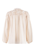 Blouse Fob