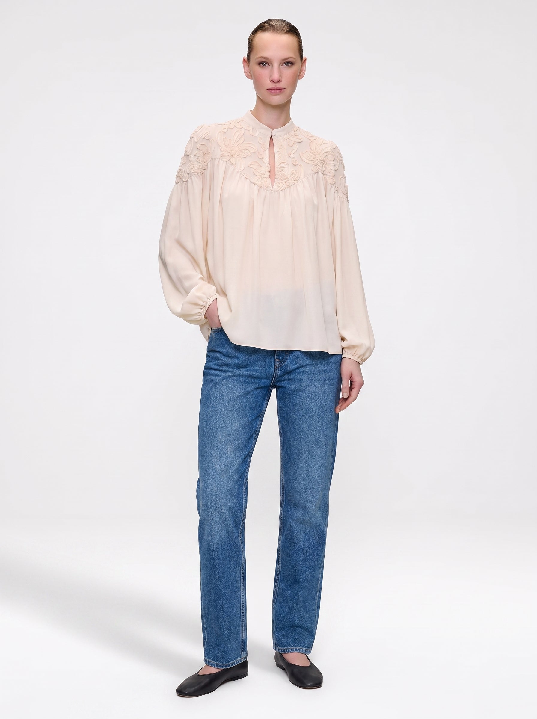 Blouse Fob